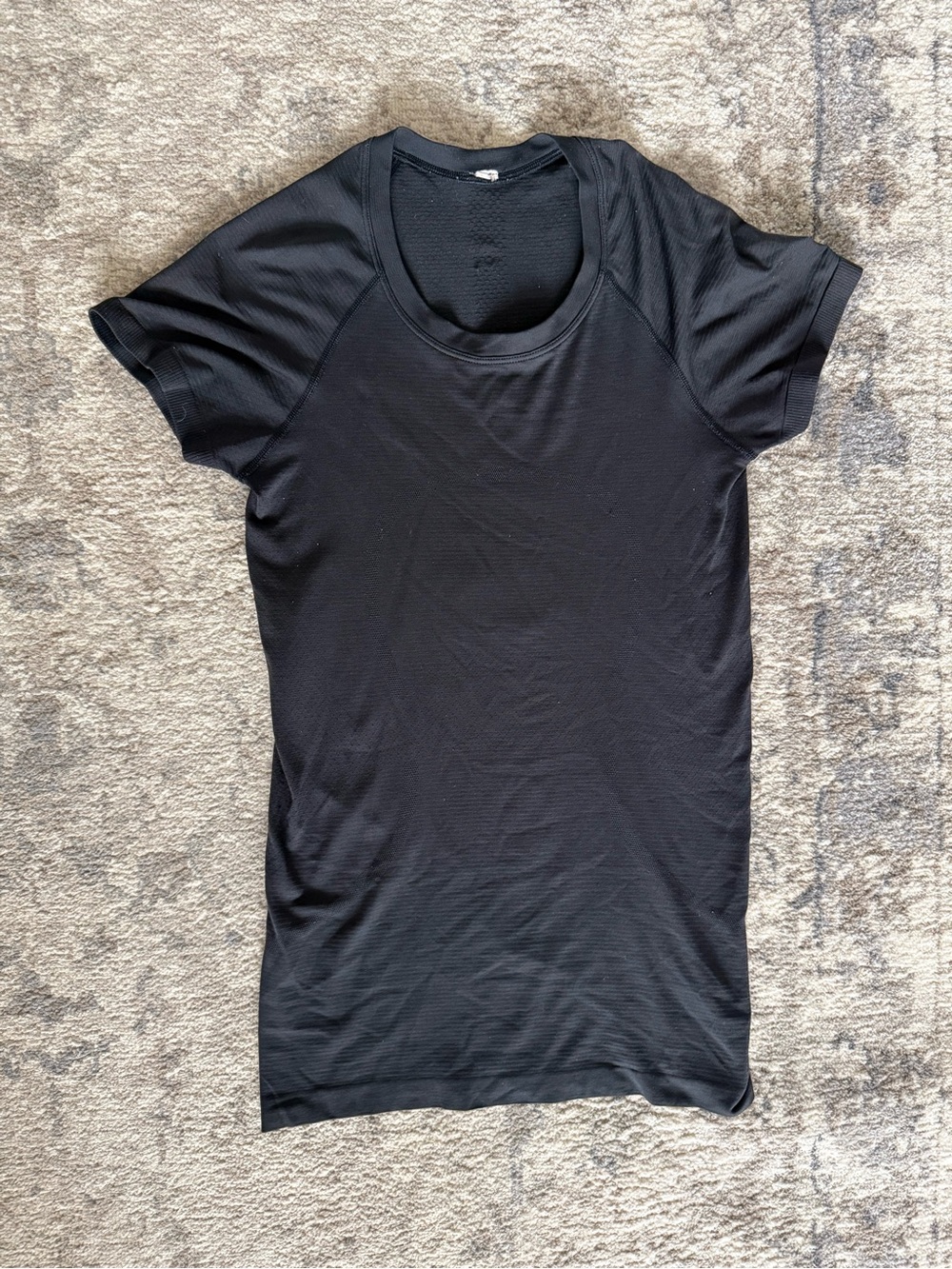 lululemon athletica Black Short Sleeve Scoop Neck Top